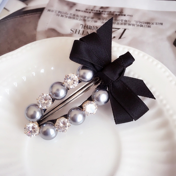 Κλιπ μαλλιών σε πολλά χρώματα και σχέδια