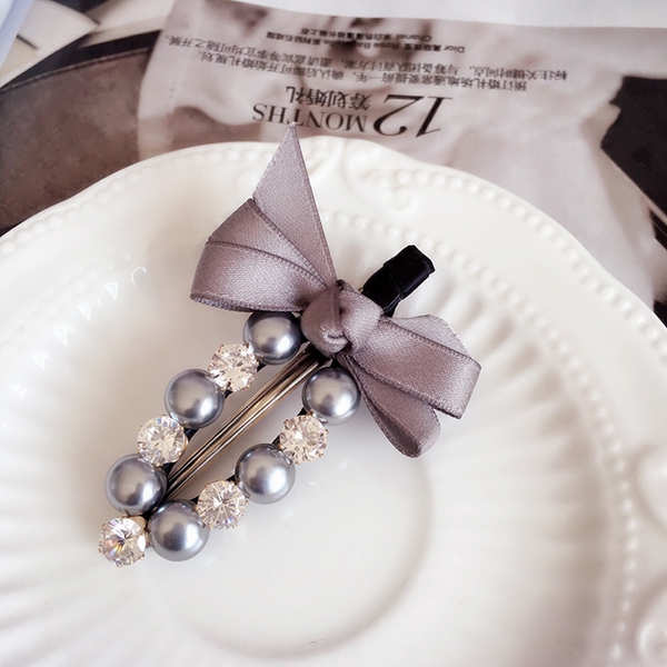 Κλιπ μαλλιών σε πολλά χρώματα και σχέδια