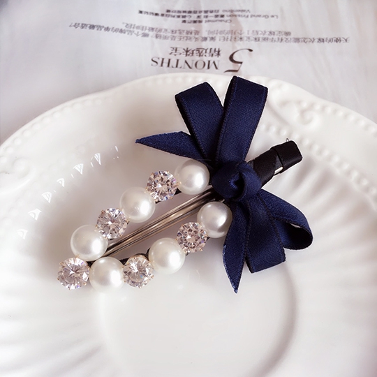 Κλιπ μαλλιών σε πολλά χρώματα και σχέδια