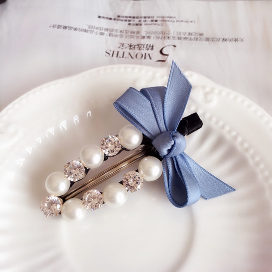 Κλιπ μαλλιών σε πολλά χρώματα και σχέδια