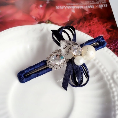 Κλιπ μαλλιών σε πολλά χρώματα και σχέδια