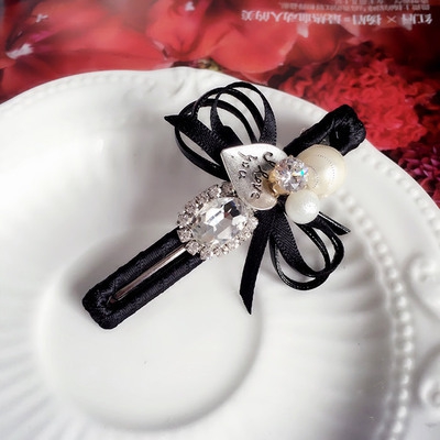 Κλιπ μαλλιών σε πολλά χρώματα και σχέδια