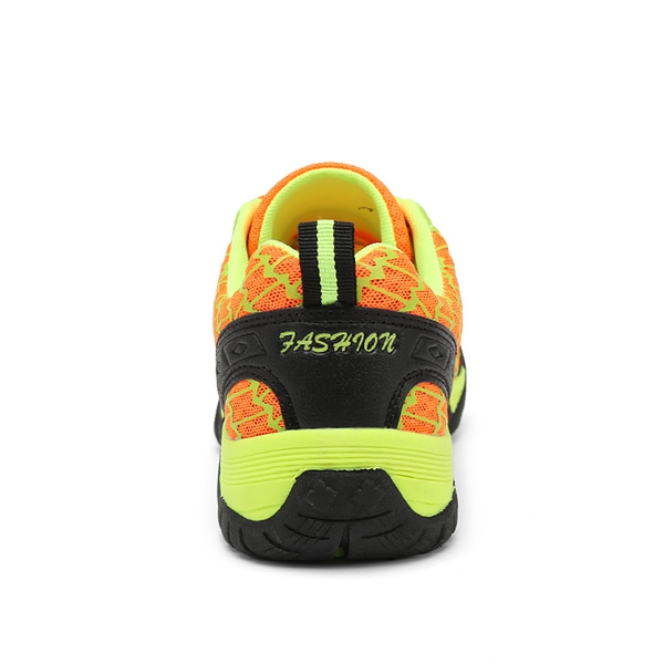 Мъжки туристически обувки - мрежести в три модела