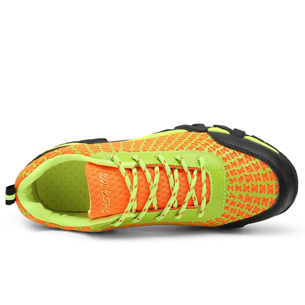 Мъжки туристически обувки - мрежести в три модела