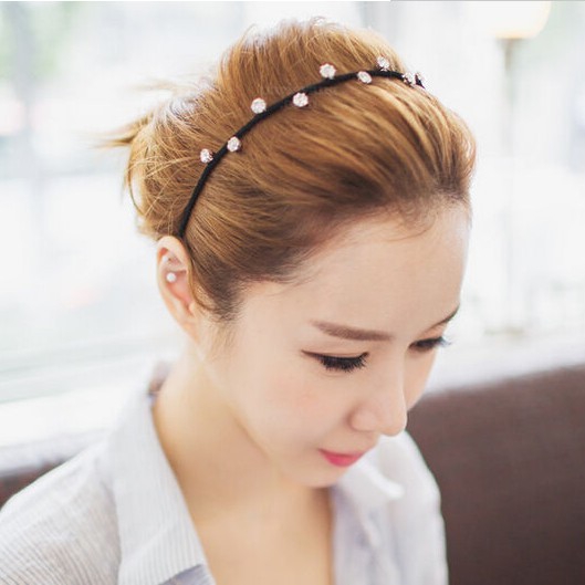 Τιάρες σε κόκκινο, μπλε, ασημί και μαύρο - 7 μοντέλα