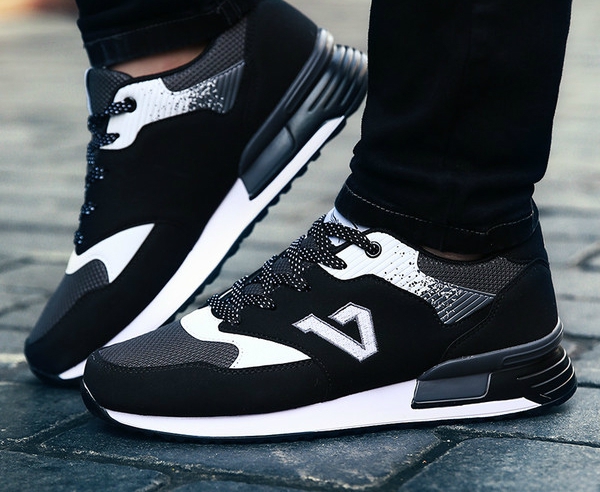 Мъжки спортни обувки - 4 модела в топ цветове - подходящи за ежедневие, лек спорт и бягане