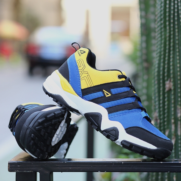 Мъжки спортни обувки за бягане и джогинг 