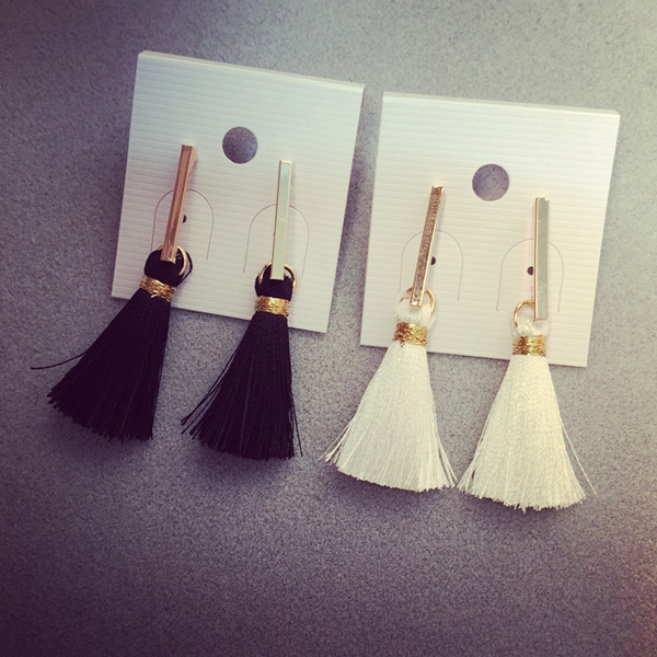 Σκουλαρίκια γυναικεία  σε μαύρο και άσπρο-2 μοτίβα