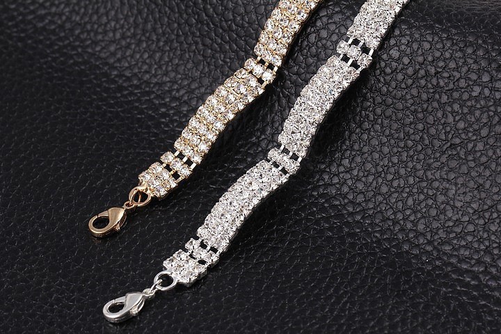 Стилна гривна