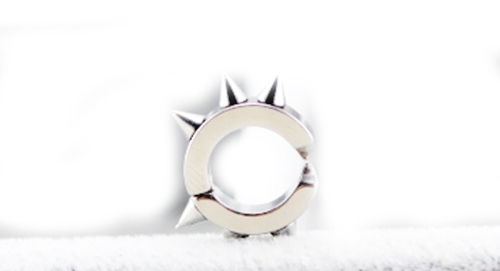 Мъжки обеци 1 бр. в златист,сребрист и черен цвят-11 модела в различни размери