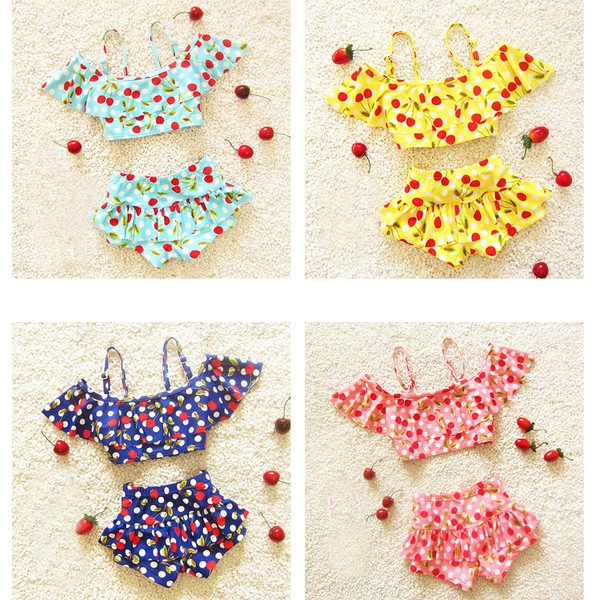 Детски бански: 4 цвята