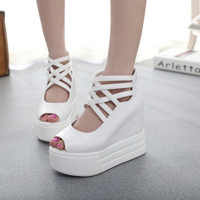 Дамски отворени сандали на висока платформа в три цвята - различни модели