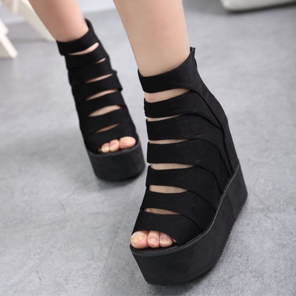 Дамски отворени сандали на висока платформа в три цвята - различни модели