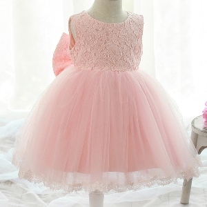 Φορέματα Μικρή πριγκίπισσα δαντέλα και σιφόν δύο μοντέλα με κοντό και μακρύ μανίκι.