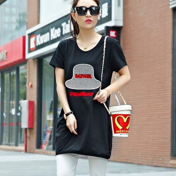 Οι γυναίκες χιτώνα κοντό μανίκι