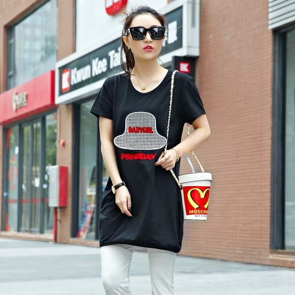 Οι γυναίκες χιτώνα κοντό μανίκι