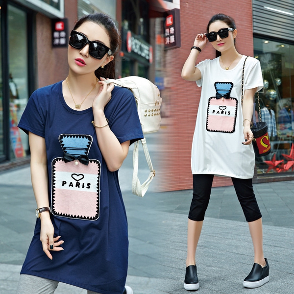 Οι γυναίκες χιτώνα κοντό μανίκι