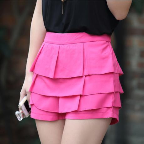 Οι γυναίκες χρωματιστό πλισέ σορτς