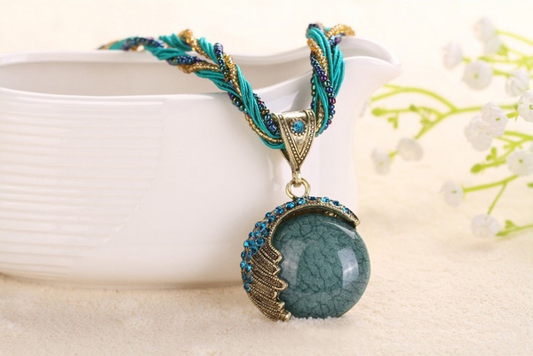 Γυναικείο κολιέ με μαργαριτάρια  14 μοντέλα