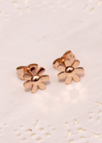 Γυναικέια σκουλαρίκια σε χρυσό χρώμα - λουλούδι