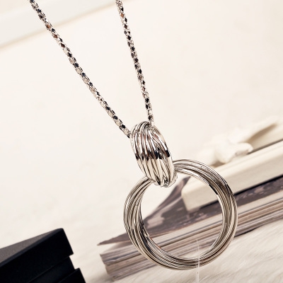 Γυναικεία περιδέραια - 24 σχέδια με διαφορετικές αλυσίδες και μενταγιόν.