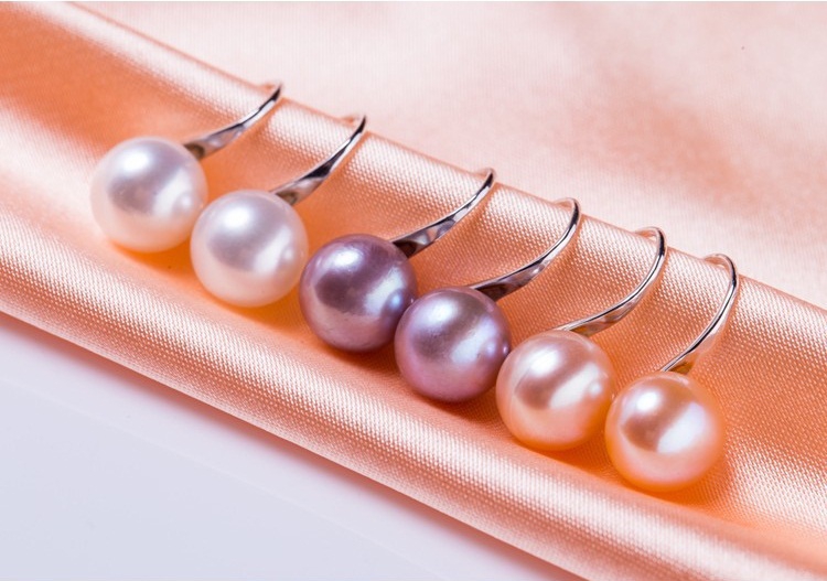 Дамски обеци