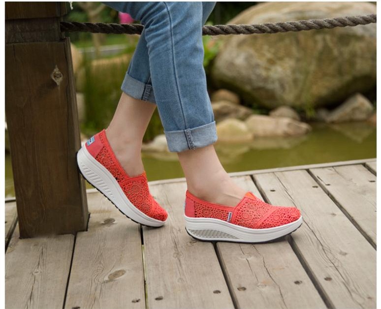 Дамски обувки