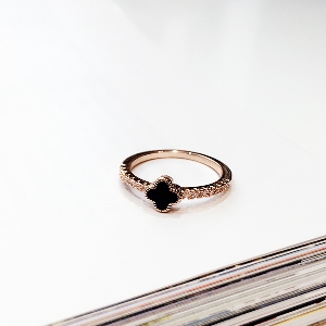 Дамски пръстени в сребрист и златист цвят - 4 модела