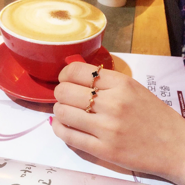 Γυναικεία δαχτυλίδια  σε ασήμι και χρυσό χρώμα - 4 μοντέλα