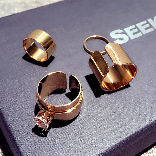 Γυναικέιο σετ δαχτυλιδιών  σε ασημί και χρυσό χρώμα - 4 κομμάτια