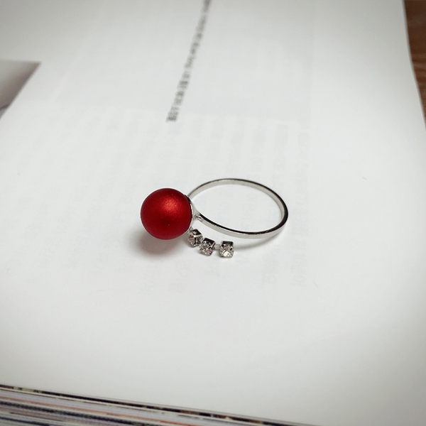 Дамски пръстен в зелен,червен и сив цвят - 3 модела