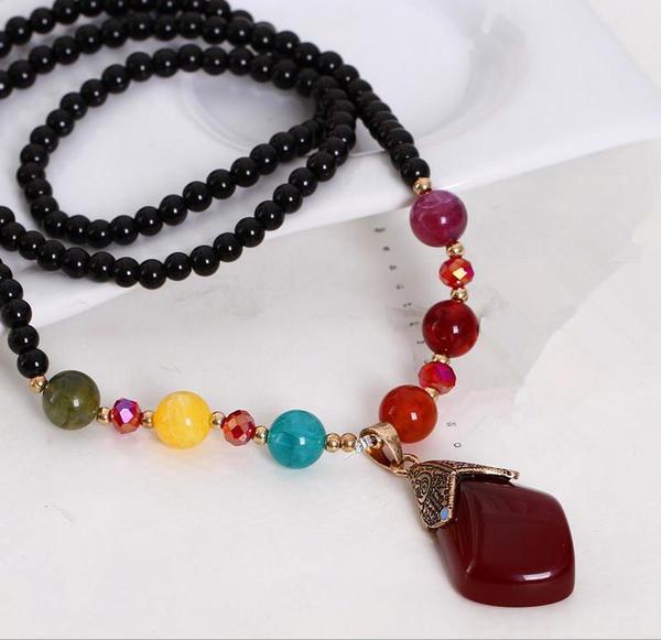 Γυναικείο κολιέ 24 διαφορετικά μοντέλα.