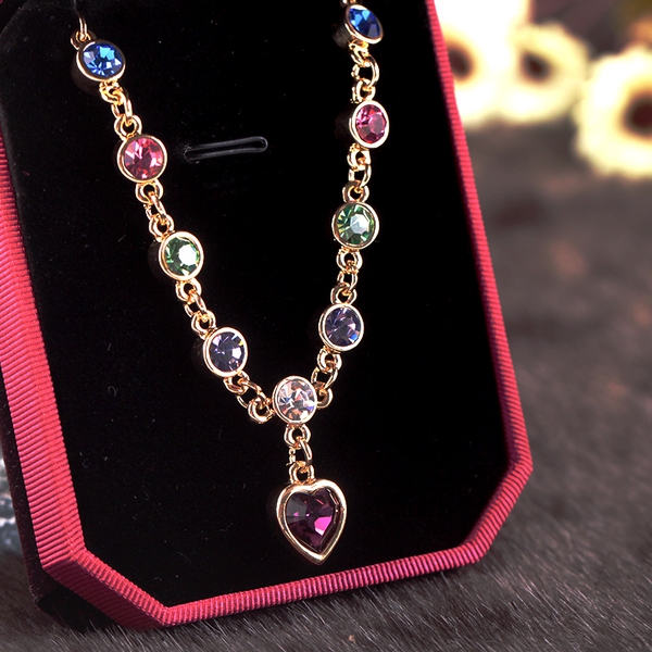 Дамски гривни с кристали 10 оригинални модела.