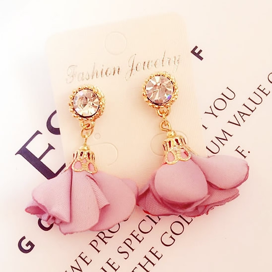 Γυναικεία Σκουλαρίκια 6 Μοντέλα.