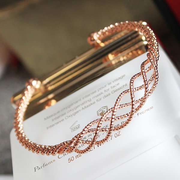 Дамски гривни златист и сребрист цвят