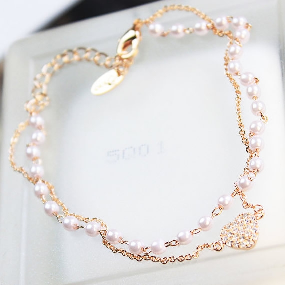 Дамски гривни пет модела -2 цвята. 