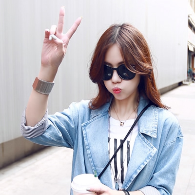 Дамска гривна сребрист цвят