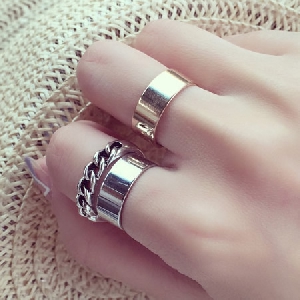 Комплект от 3 дамски пръстена в сребрист и златист цвят