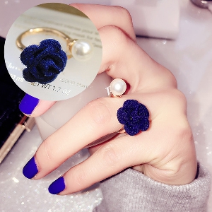 Дамски пръстени в син и червен цвят - тип роза