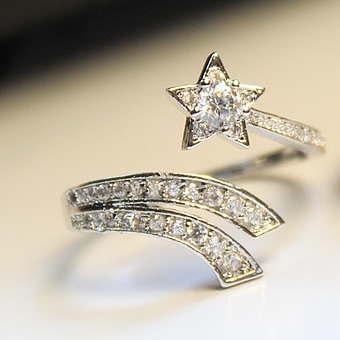 Дамски пръстени в златист и сребрист цвят - звезда