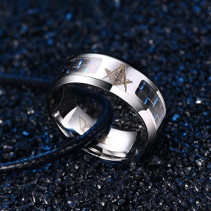 Сребристи мъжки пръстени изработени от стомана в черен и син цвят vnox - 2 модела 