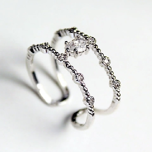 Дамски пръстен в 2 цвята - сребрист и златист 1.7 см 