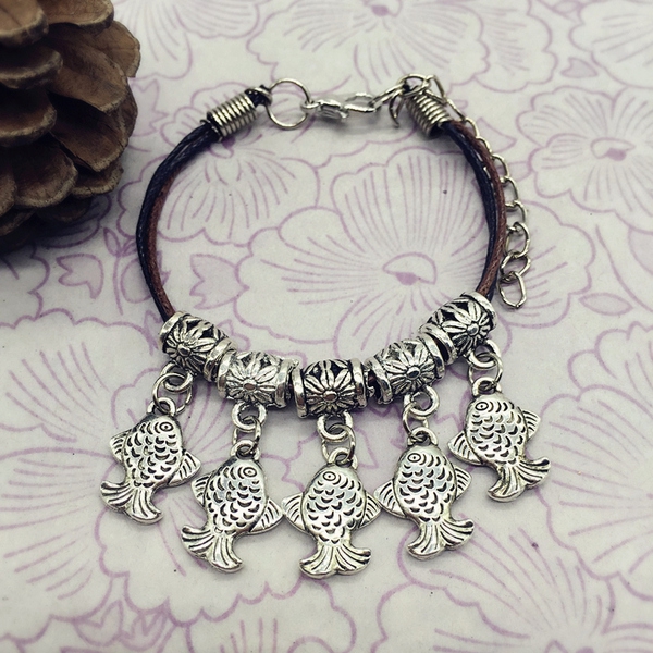 Γυναικεία βραχιόλια 20 μοντέλα