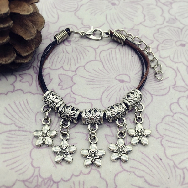 Γυναικεία βραχιόλια 20 μοντέλα