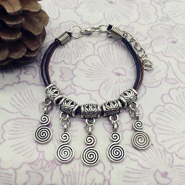 Γυναικεία βραχιόλια 20 μοντέλα