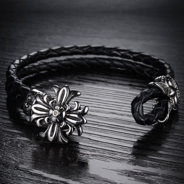 Ανδρικό βραχιόλι σε μαύρο χρώμα - 21,5 εκ