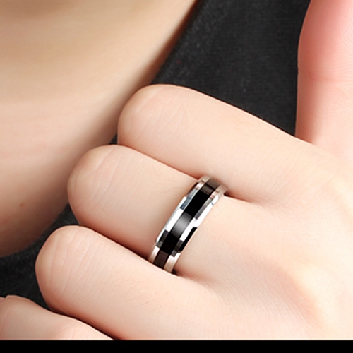 Черни мъжки пръстени изработени от стомана 