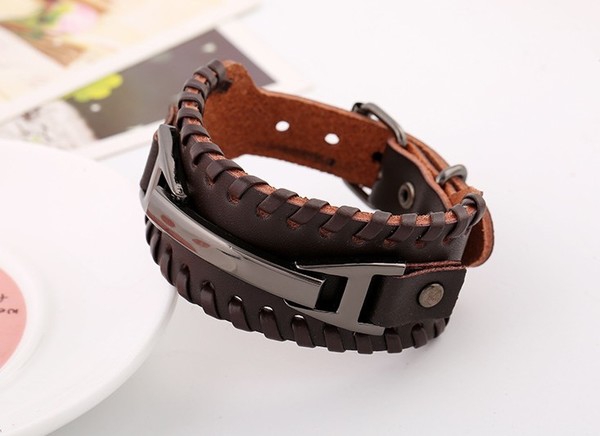 Ανδρικό βραχιόλι σε καφέ χρώμα - 1 μεγέθους