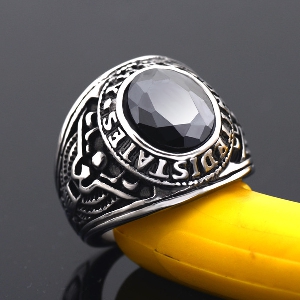 Мъжки и дамски пръстени с камък изработени от стомана - 3 модела 