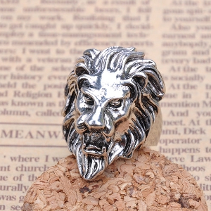 Ανδρικό Δαχτυλίδι σε ασημί χρώμα - λιοντάρι